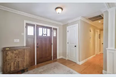 6 Madsen Court, Mount Sinai, NY 11766 - Photo 2