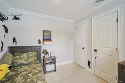 6 Madsen Court, Mount Sinai, NY 11766 - Photo 18