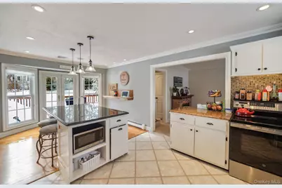 6 Madsen Court, Mount Sinai, NY 11766 - Photo 6