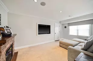 6 Madsen Ct, Mount Sinai, NY 11766 - Photo 10