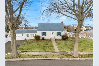 3683 Hawk Road, Levittown, NY 11756 - Photo 26