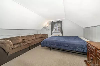 3683 Hawk Road, Levittown, NY 11756 - Photo 20