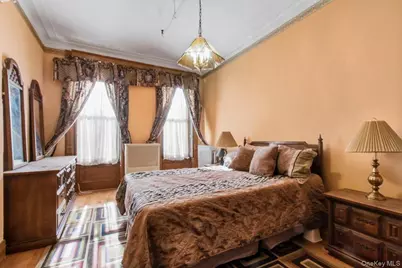 107 W 131st Street, New York, NY 10027 - Photo 22