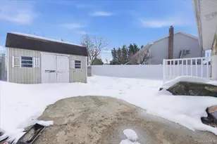 801 Main St, Farmingdale, NY 11735 - Photo 26