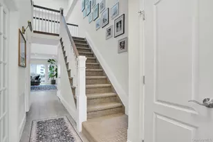 54 Estate Ct, Woodbury, NY 11797 - Photo 4