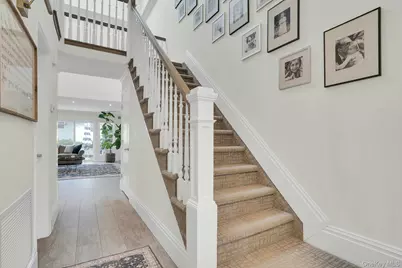 54 Estate Court #54, Woodbury, NY 11797 - Photo 2