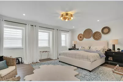54 Estate Court #54, Woodbury, NY 11797 - Photo 36