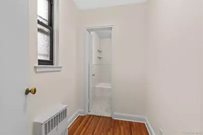 142 Garth Road #4Q, Scarsdale, NY 10583 - Photo 10
