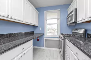 490 Atlantic Ave, East Rockaway, NY 11518 - Photo 16