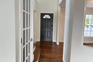 24 North Dr, Centerport, NY 11721 - Photo 2