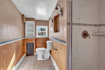 1009 Centennial Avenue, Baldwin, NY 11510 - Photo 14