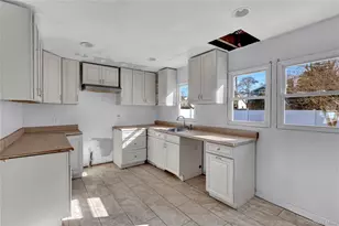 1009 Centennial Ave, Baldwin, NY 11510 - Photo 4