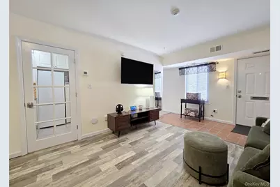 11 Navajo Court #11, Coram, NY 11727 - Photo 4