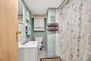 99 Brunswick Rd, Ronkonkoma, NY 11779 - Photo 18