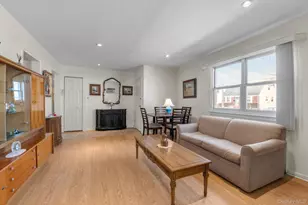 81-05 268th St, New Hyde Park, NY 11040 - Photo 6