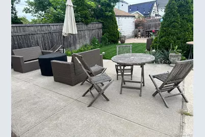 131-07 Van Wyck Expressway, Jamaica, NY 11436 - Photo 4