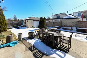 131-07 Van Wyck Expy, Jamaica, NY 11436 - Photo 10