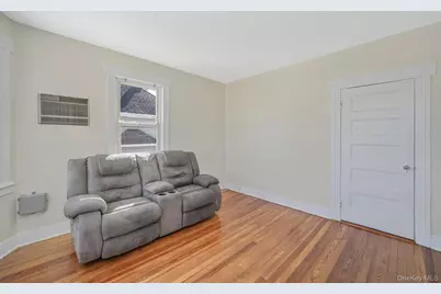 367 Vincent Avenue, Lynbrook, NY 11563 - Photo 22