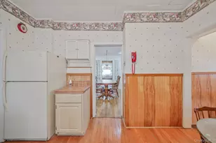 367 Vincent Ave, Lynbrook, NY 11563 - Photo 18