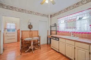 367 Vincent Ave, Lynbrook, NY 11563 - Photo 16