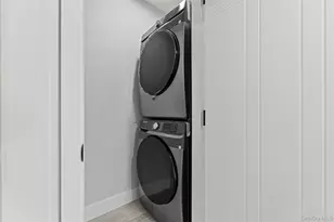 21-18 45th Ave, Long Island City, NY 11101 - Photo 42