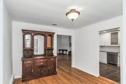 56 Dowsing Place, Amityville, NY 11701 - Photo 10