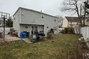 3 Chevy, Amityville, NY 11701 - Photo 2