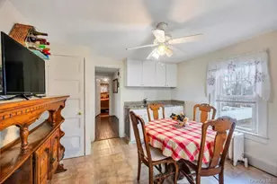 137 Melrose Ave, Massapequa, NY 11758 - Photo 8