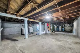 137 Melrose Ave, Massapequa, NY 11758 - Photo 30