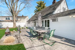 44 Disc Ln, Wantagh, NY 11793 - Photo 22