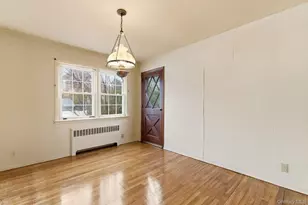 208 Weyford Terrace, Garden City, NY 11530 - Photo 6