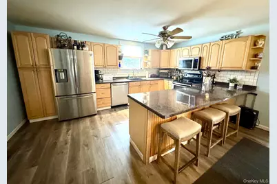 21 Cherry Street, East Northport, NY 11731 - Photo 8