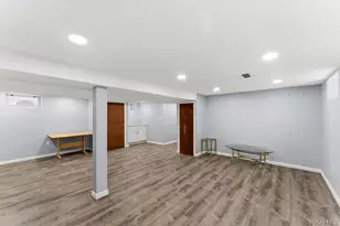 160-23 23rd Ave, Whitestone, NY 11357 - Photo 22