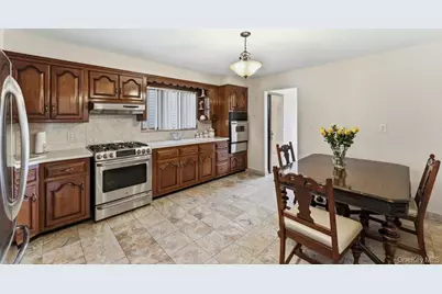 16023 23rd Avenue, Whitestone, NY 11357 - Photo 8