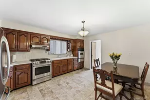 160-23 23rd Ave, Whitestone, NY 11357 - Photo 8