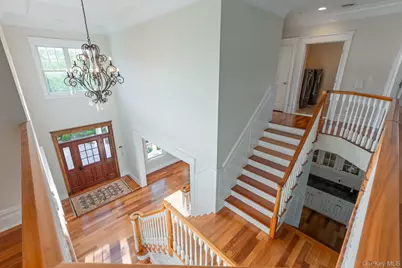 147 Eaton Lane, West Islip, NY 11795 - Photo 6