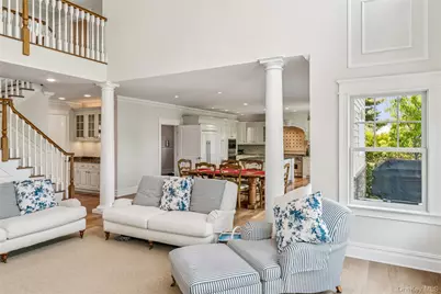 147 Eaton Lane, West Islip, NY 11795 - Photo 22