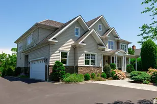 147 Eaton Ln, West Islip, NY 11795 - Photo 2