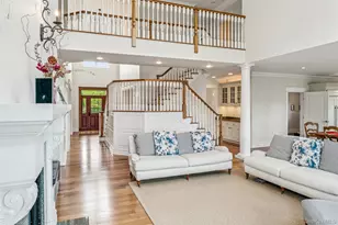 147 Eaton Ln, West Islip, NY 11795 - Photo 20