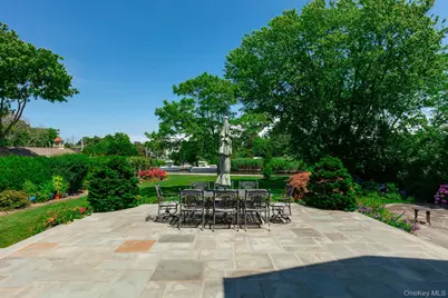 147 Eaton Lane, West Islip, NY 11795 - Photo 38