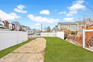 109-20 221st St, Queens Village, NY 11429 - Photo 24