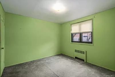 58-33 246th Crescent #C-14 Upper, Douglaston, NY 11362 - Photo 16