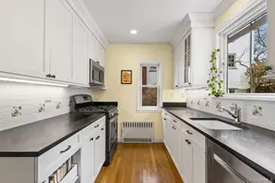 686 Forest Ave, Larchmont, NY 10538 - Photo 12