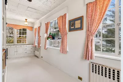 686 Forest Avenue, Larchmont, NY 10538 - Photo 18