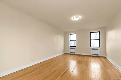 92-11 35 Avenue #5E, Jackson Heights, NY 11372 - Photo 4