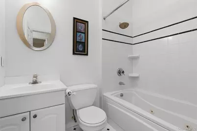 20 N Washington Avenue, White Plains, NY 10603 - Photo 18