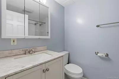 20 N Washington Avenue, White Plains, NY 10603 - Photo 24