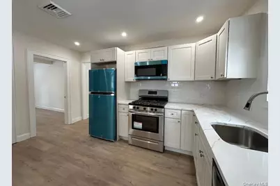 12 Canyon Street, Huntington, NY 11743 - Photo 2