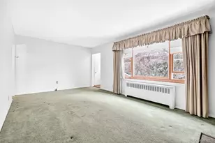 38 Raybrook Rd, Yonkers, NY 10704 - Photo 8