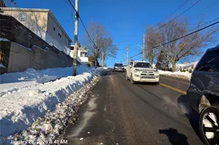 326 Roberts Ave, Yonkers, NY 10703 - Photo 4